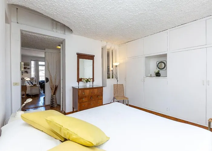 Appartement Lovely New Attic, Piazza Del Popolo! *